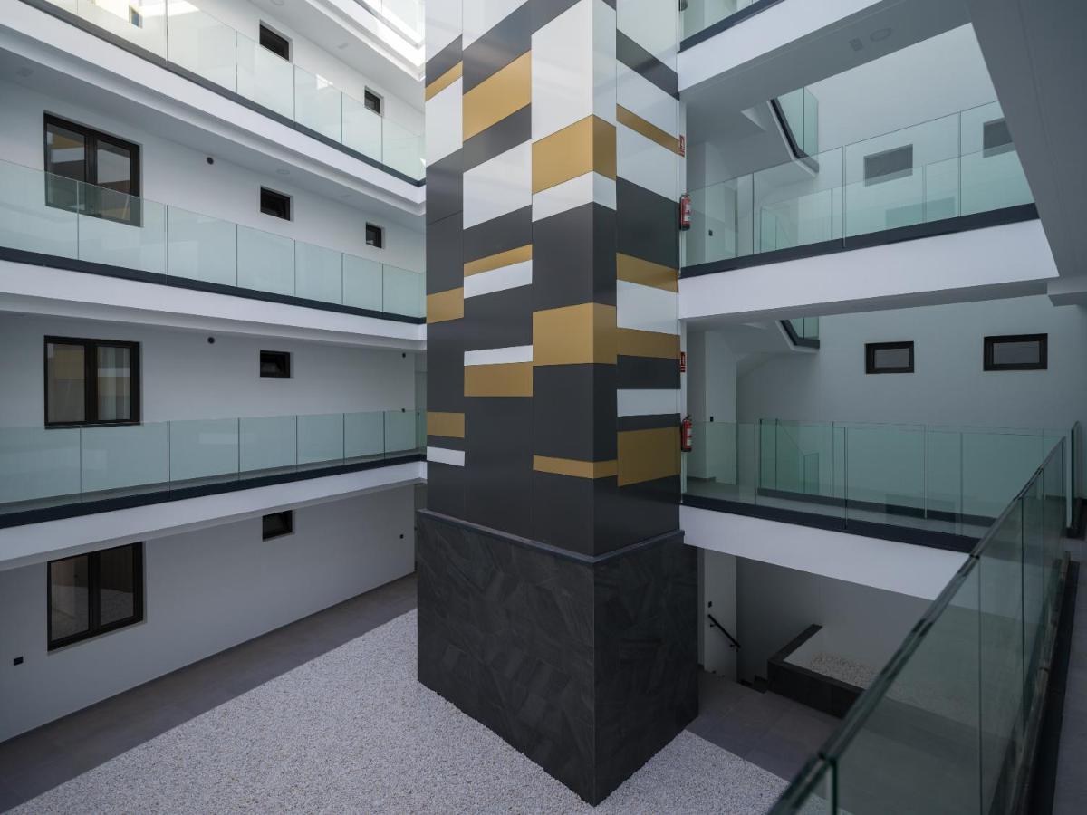 Atrium Building By Mycanaryhomes 라스팔마스 외부 사진