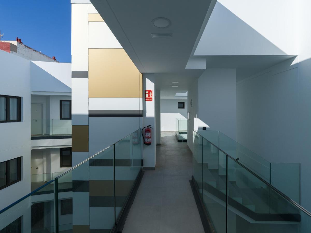Atrium Building By Mycanaryhomes 라스팔마스 외부 사진